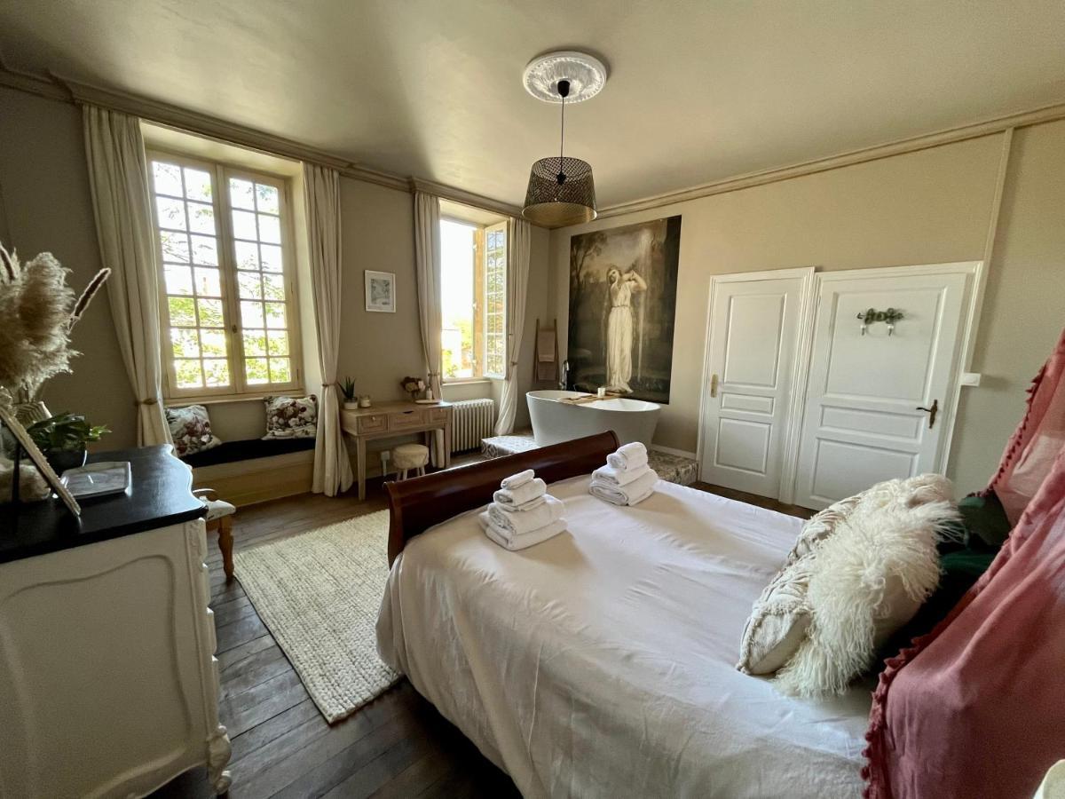 Maison De Mags & Mags Bed & Breakfast Lanouaille Ngoại thất bức ảnh